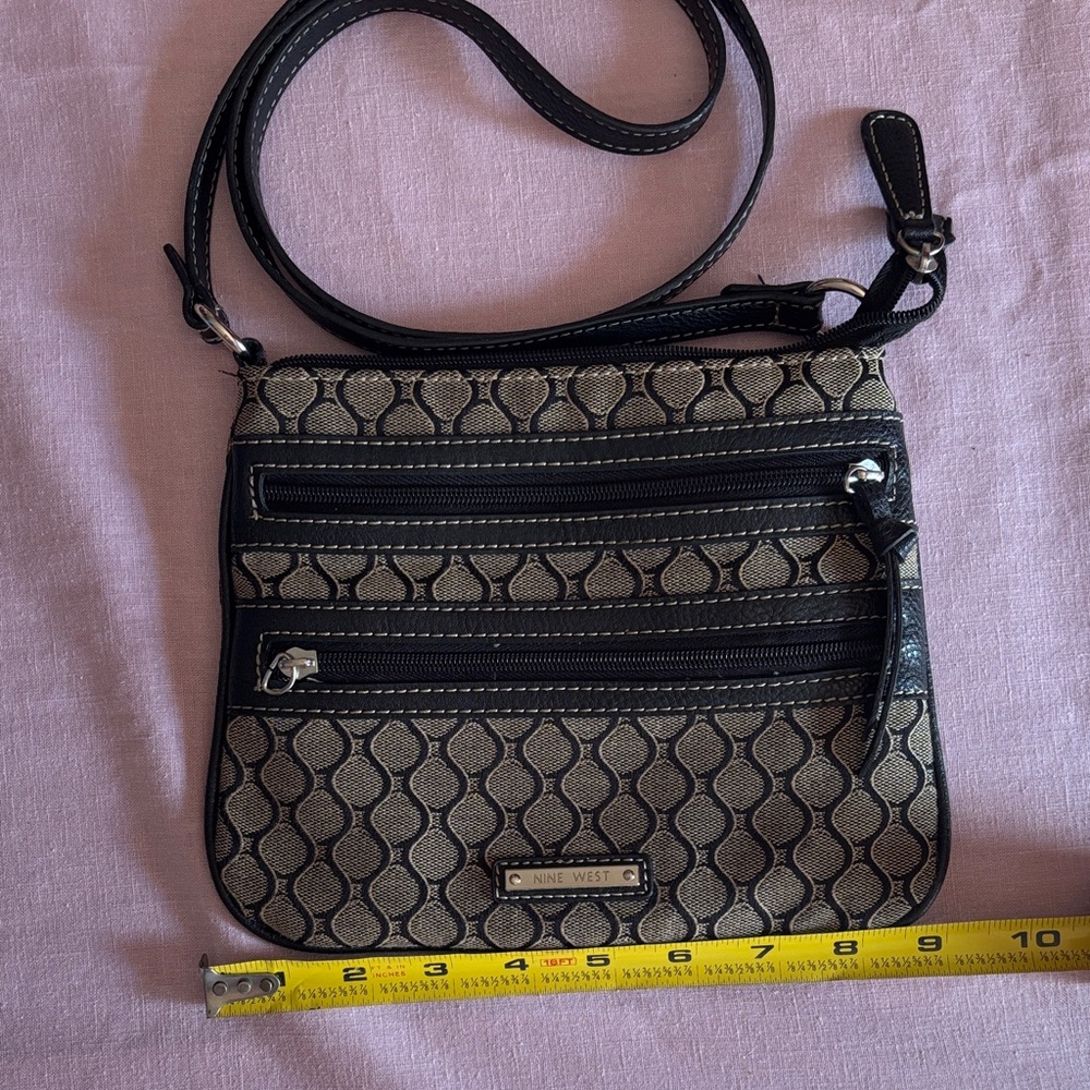 Nine West Patterned Black and Tan Crossbody Bag